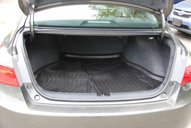 2013 Honda Accord EX-L - Photo 32