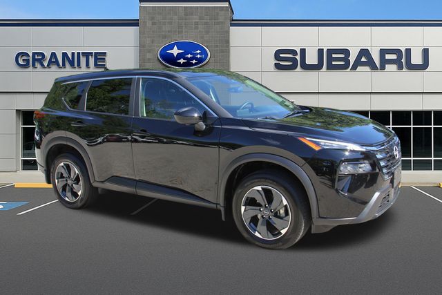 2025 Nissan Rogue SV - Photo 13