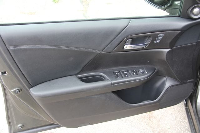 2013 Honda Accord EX-L - Photo 15