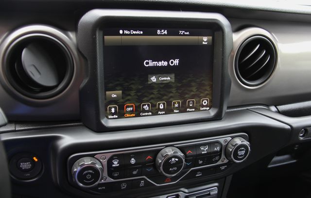 2021 Jeep Gladiator Sport S - Photo 26