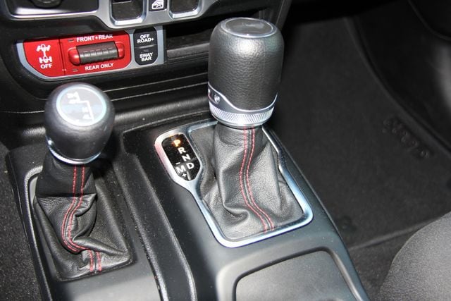 2023 Jeep Wrangler 4-Door Rubicon - Photo 23