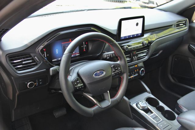 2025 Ford Escape ST-Line - Photo 21