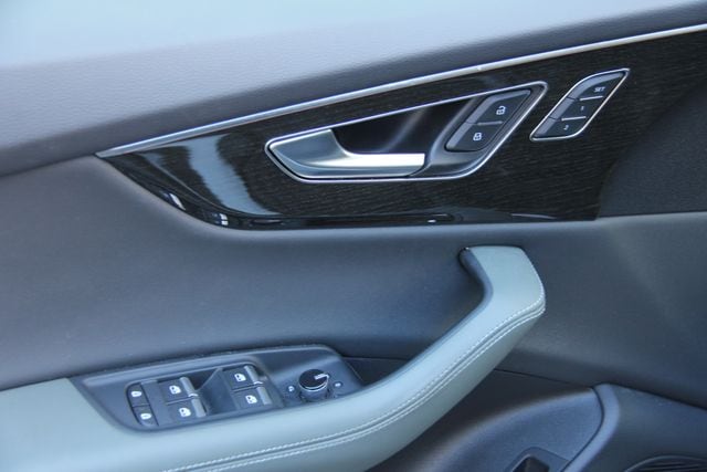 2024 Audi Q8 Premium Plus - Photo 12