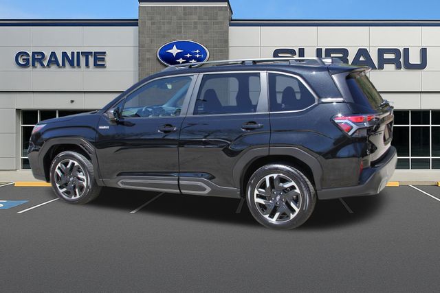 2025 Subaru Forester Limited - Photo 11