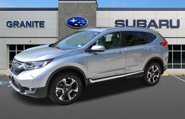 2017 Honda CR-V Touring photo 3