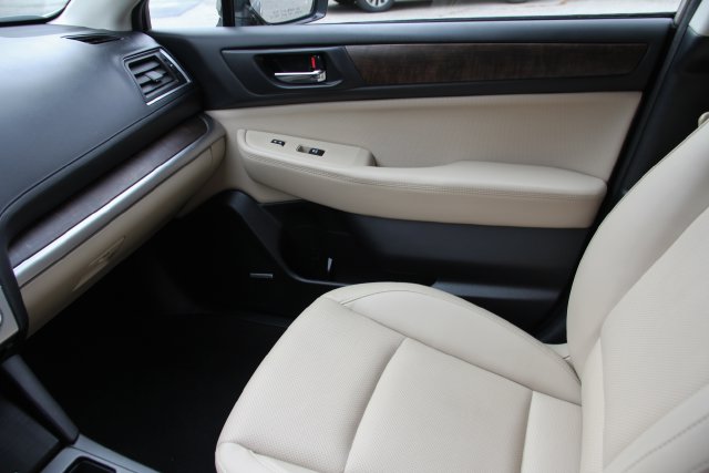 2017 Subaru Outback Limited - Photo 33