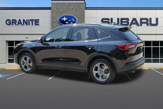 2025 Ford Escape ST-Line - Photo 8