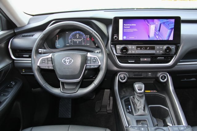 2024 Toyota Grand Highlander XLE - Photo 23