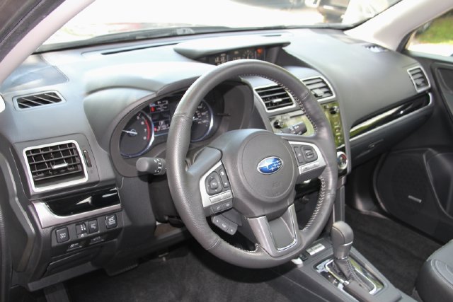 2018 Subaru Forester Touring - Photo 20