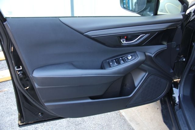 2025 Subaru Outback Premium - Photo 16