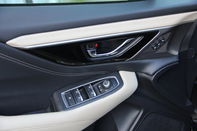 2020 Subaru Outback Limited - Photo 17