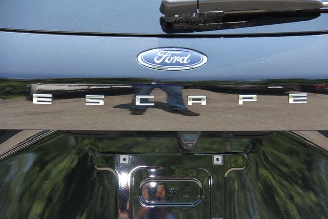 2025 Ford Escape ST-Line - Photo 10