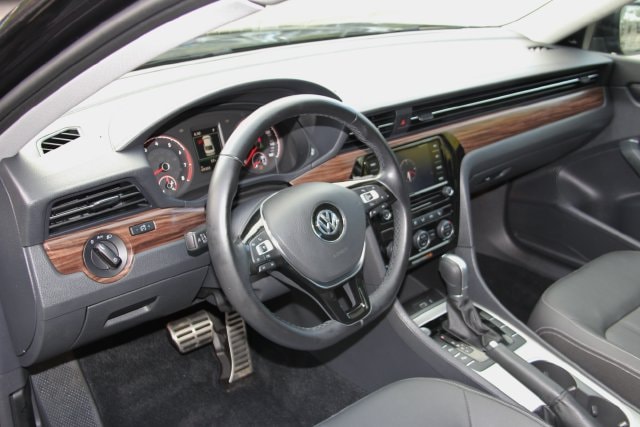 2020 Volkswagen Passat SEL - Photo 20