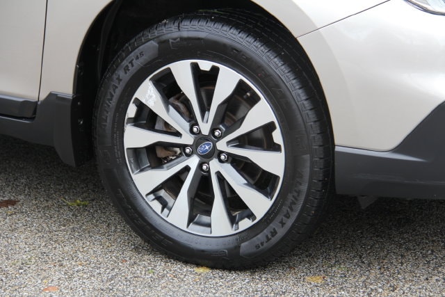 2017 Subaru Outback Limited - Photo 14
