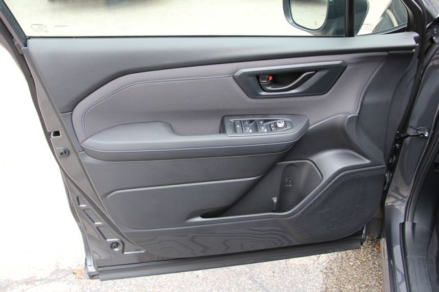 2025 Subaru Forester Premium - Photo 16