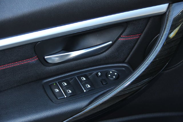 2018 BMW 3 Series 330i - Photo 18
