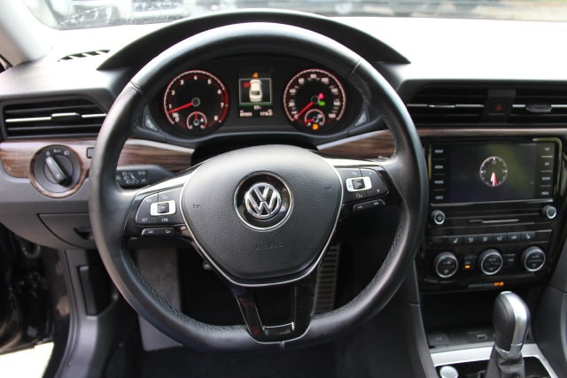 2020 Volkswagen Passat SEL - Photo 21