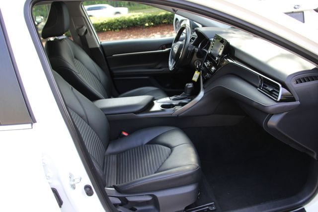 2023 Toyota Camry SE - Photo 31