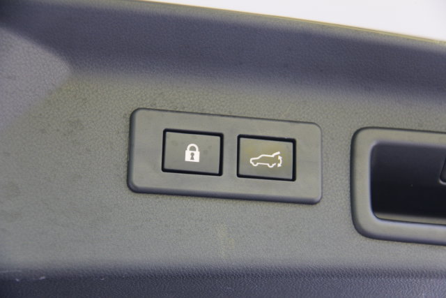 2025 Subaru Forester Premium - Photo 32