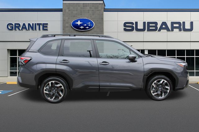 2025 Subaru Forester Premium - Photo 12