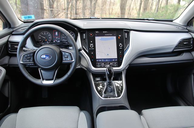 2025 Subaru Outback Premium - Photo 31