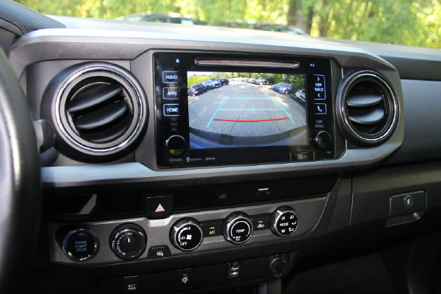 2017 Toyota Tacoma TRD Sport - Photo 24