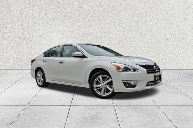Used 2015 Nissan Altima SL with VIN 1N4AL3AP2FN301752 for sale in Hudson, NH