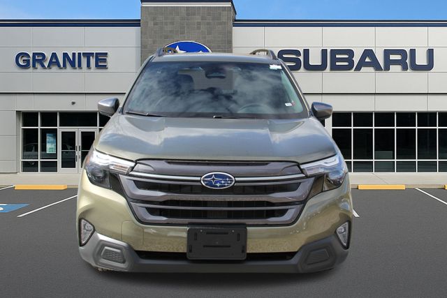 2026 Subaru Forester Premium Base photo 2