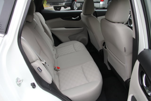 2020 Nissan Rogue Sport SV - Photo 35