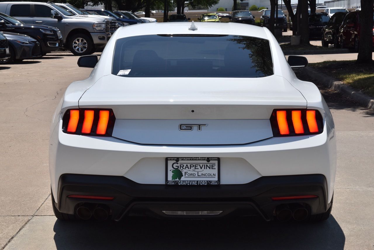 2024 Ford Mustang 9