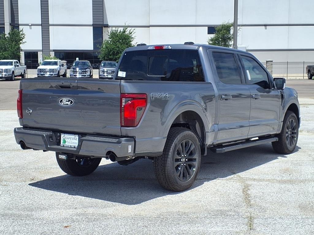 2025 Ford F-150 XLT photo 4