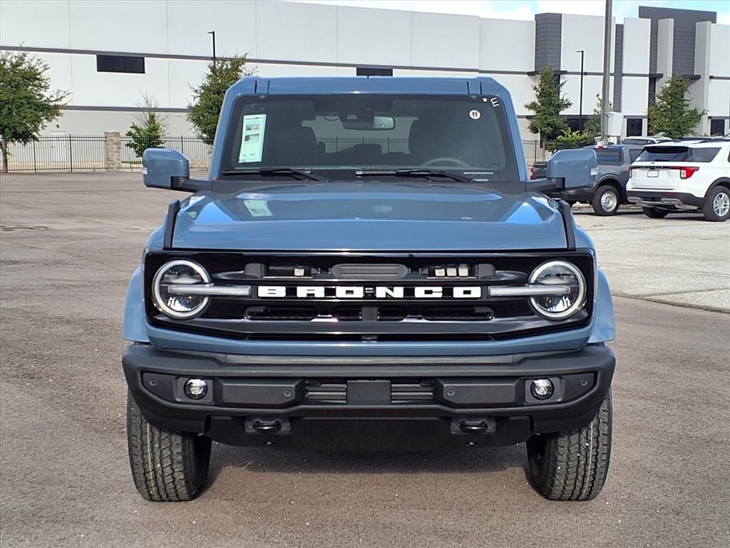 New 2025 Ford Bronco Outer Banks SUV