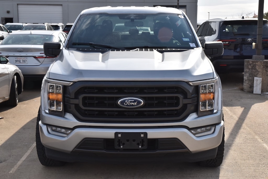 Used 2021 Ford F-150 XLT Truck SuperCrew Cab