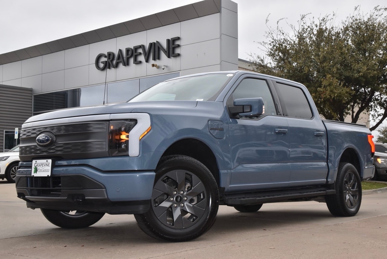 Certified 2023 Ford F-150 Lightning Lariat with VIN 1FTVW1EL5PWG22985 for sale in Grapevine, TX