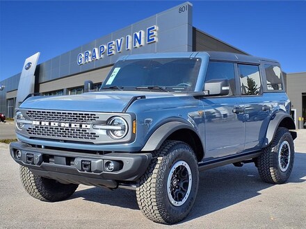 2025 Ford Bronco Badlands SUV