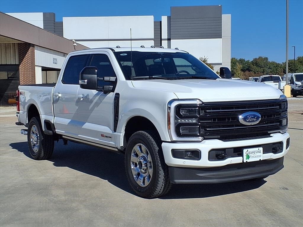 2026 Ford F-250 Platinum photo 3