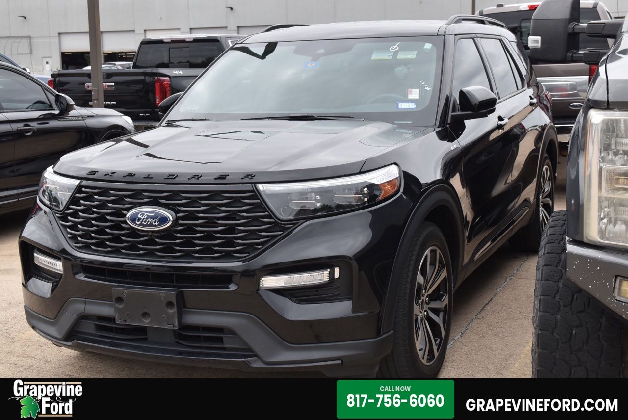 2023 Ford Explorer ST-LINE RWD's photo