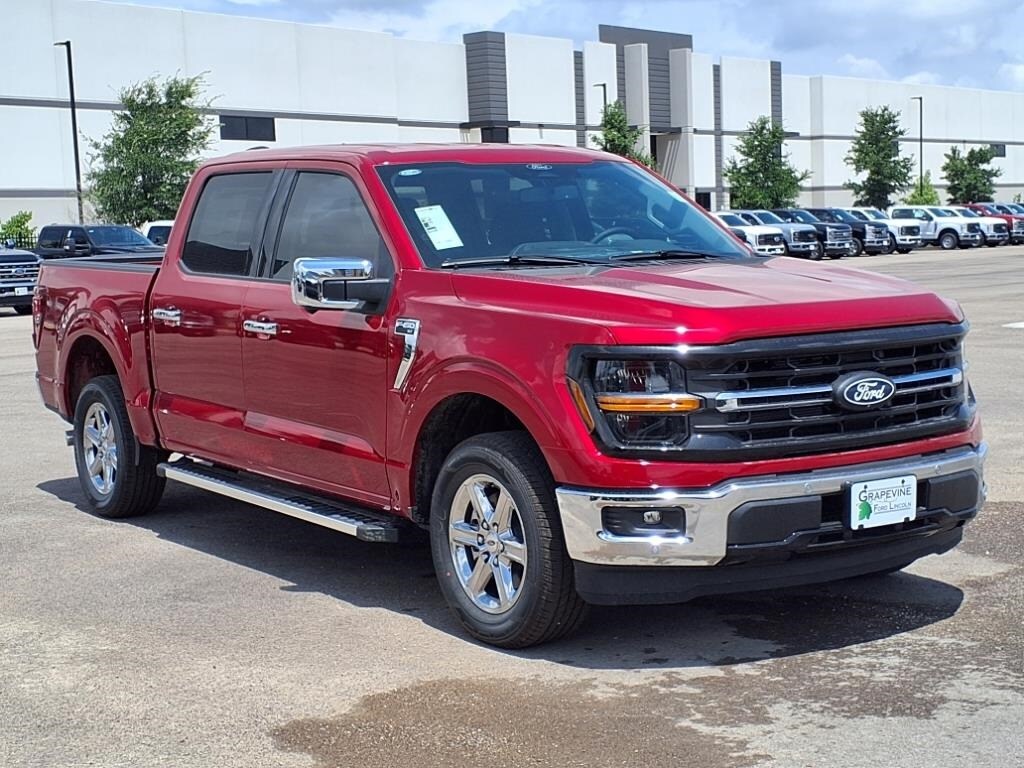 2025 Ford F-150 XLT photo 3