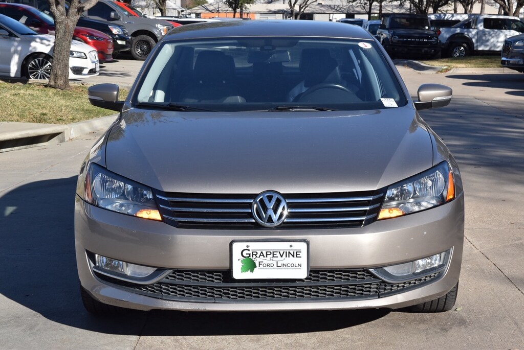 Used 2015 Volkswagen Passat 1.8T Limited Edition Sedan