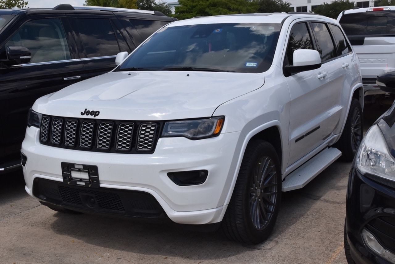 Used 2022 Jeep Grand Cherokee WK Laredo X with VIN 1C4RJFAG2NC121315 for sale in Grapevine, TX