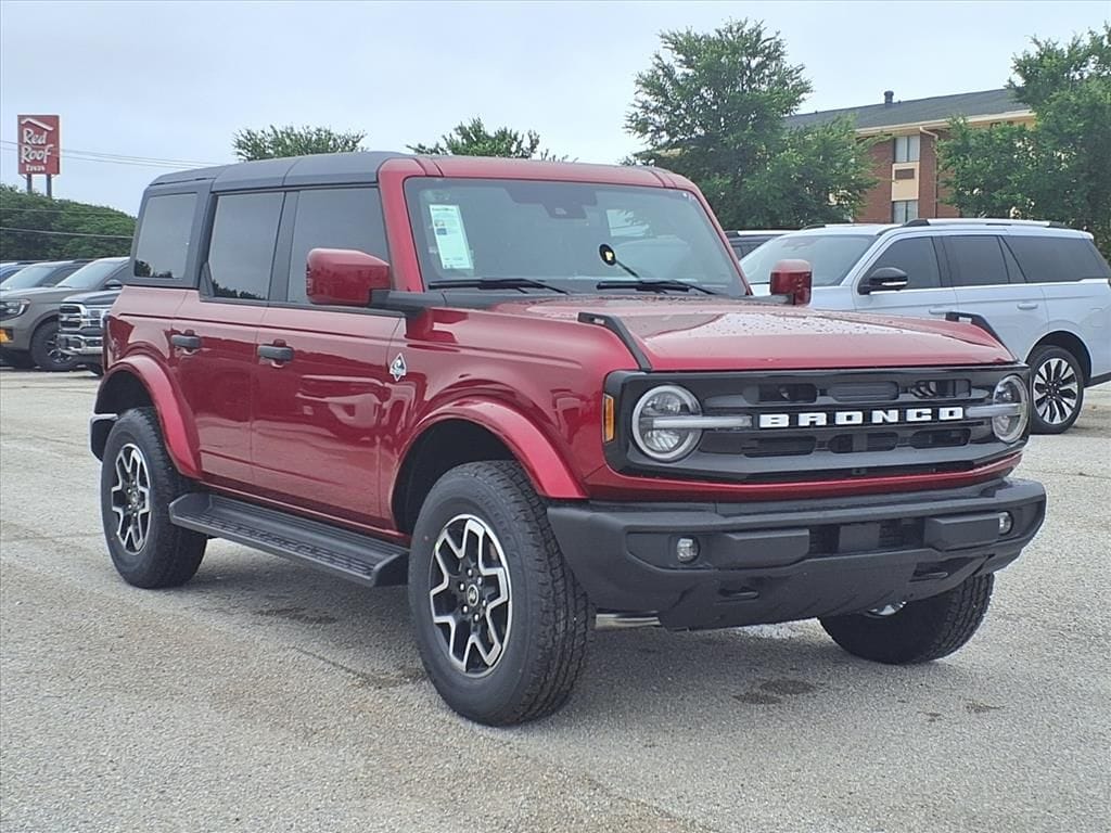 New 2026 Ford Bronco Outer Banks SUV