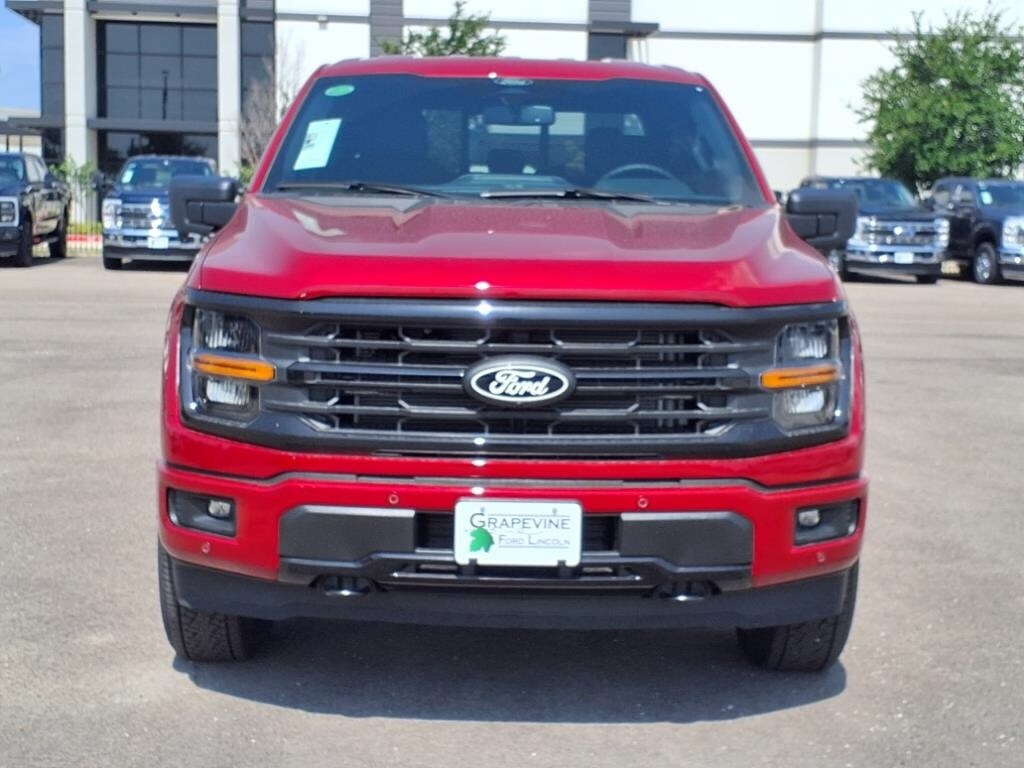 2025 Ford F-150 XLT photo 2