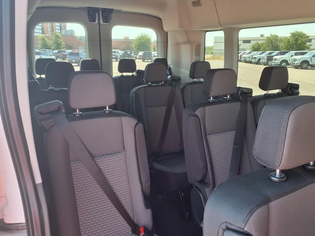 2025 Ford Transit Passenger Van XLT - Photo 20