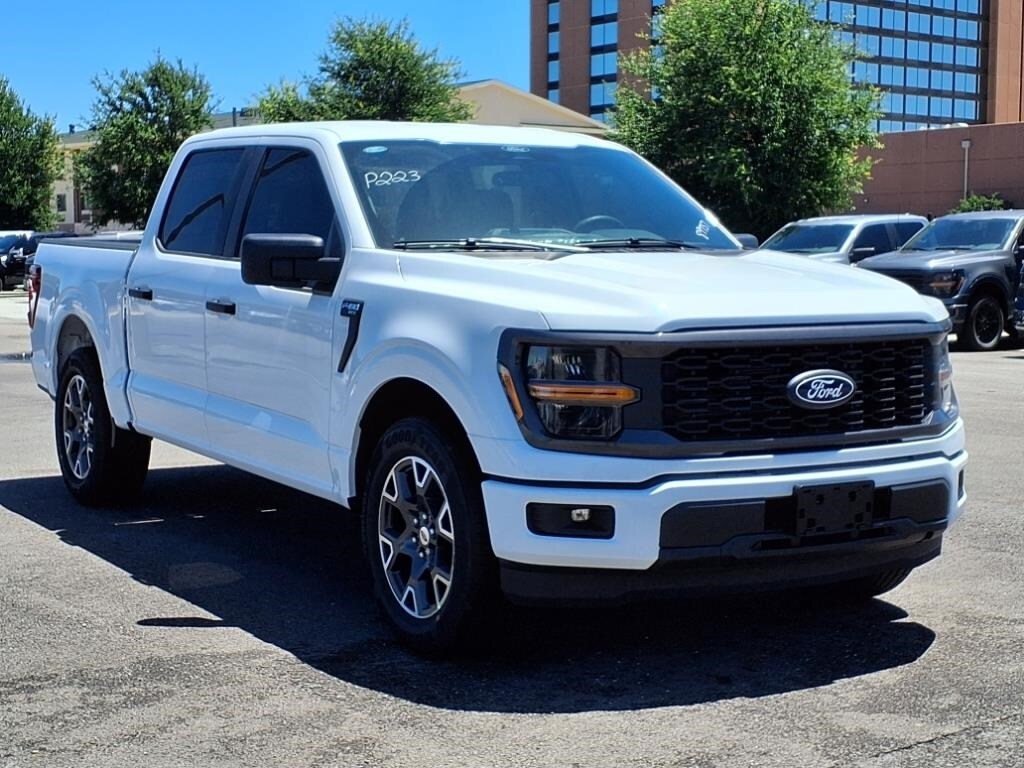 2025 Ford F-150 STX photo 2