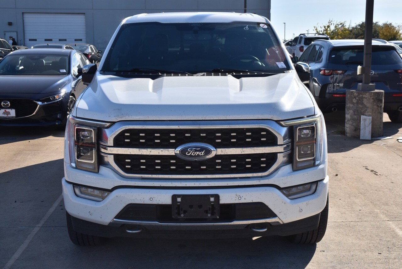 2022 Ford F-150 Platinum photo 2
