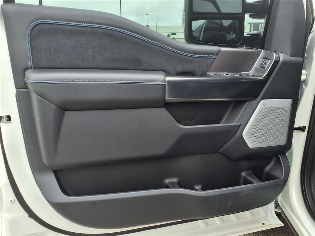 2026 Ford F-250 Super Duty Platinum - Photo 25