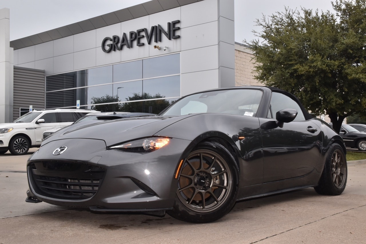 Used 2021 Mazda MX-5 Miata Grand Touring with VIN JM1NDAD74M0458847 for sale in Grapevine, TX