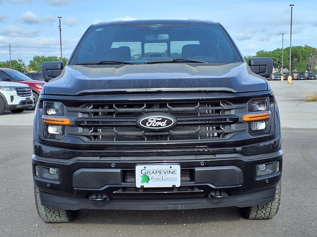 2025 Ford F-150 XLT photo 2