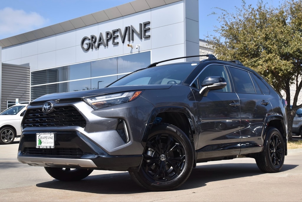 Used 2025 Toyota RAV4 Hybrid XSE SUV