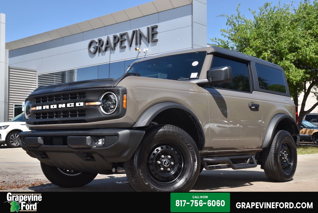 2025 Ford Bronco Base 4x4's photo